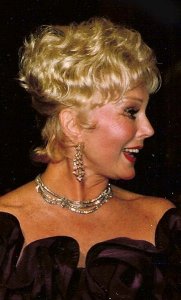 Eva Gabor (Wikimedia Commons/Linda_Bisset)