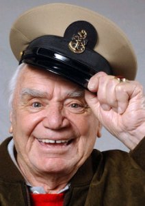 Ernest Borgnine, 2004 (Wikimedia Commons/JO1 MARK D. FARAM, USN)