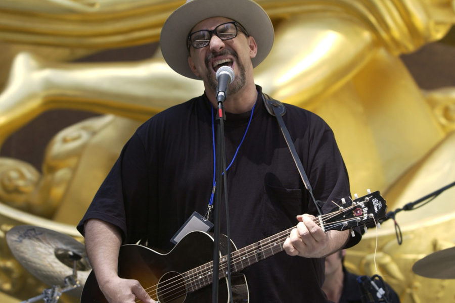 Smithereens singer Pat DiNizio