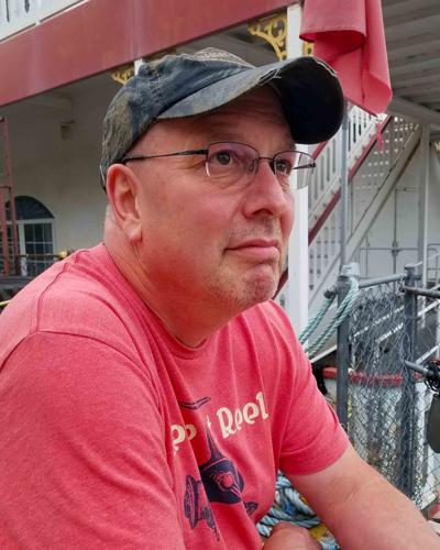 Gregory J. Adrian obituary, Belleville, Dubuque, Belleville