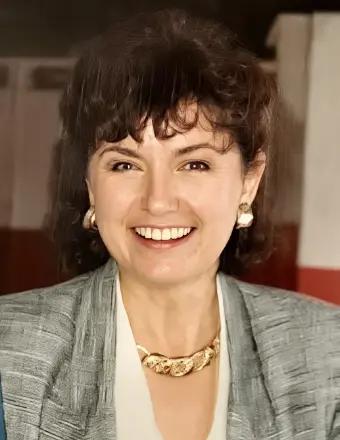 Anne B. . Stapleton Esq