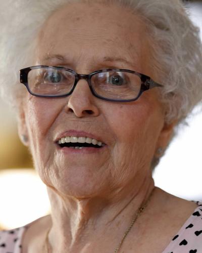 Earnestine Holden obituary, Etta, New Albany