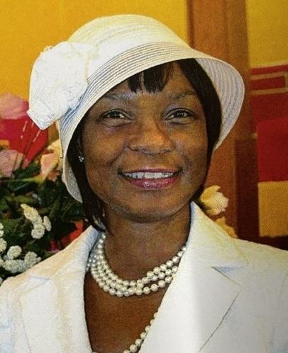 Mother Willie Beatrice Lyons obituary, , Gainesville, St. Petersburg