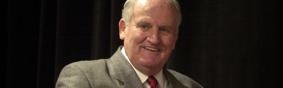 LaVell Edwards-2 1600×500