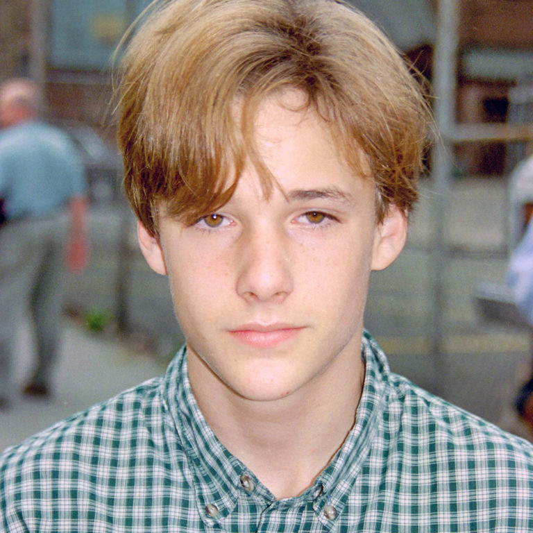 Celebrities Who Died Before 30 - Legacy.com