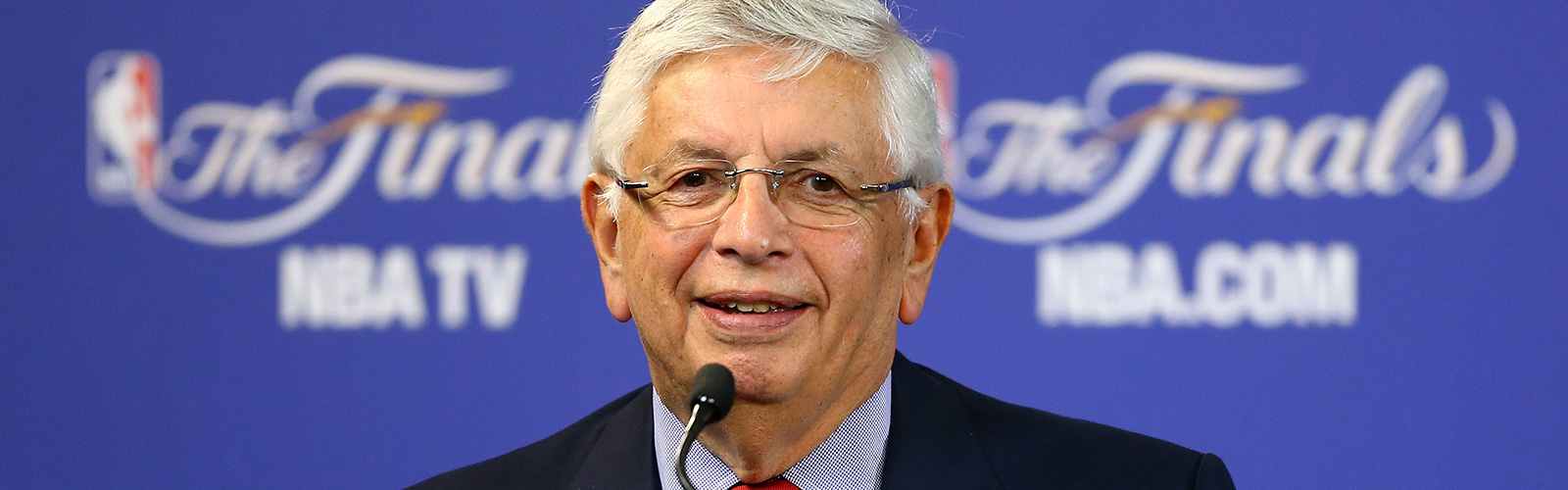 Longtime NBA commissioner David Stern dies at 77