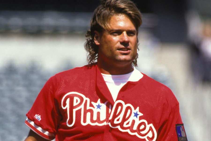 Baseball catcher Darren Daulton