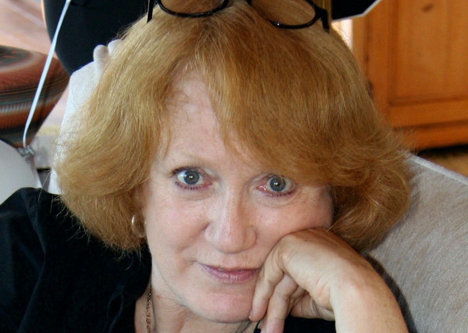 Brandis Kemp Obituary "AfterMash" actress, dies from brain cancer and