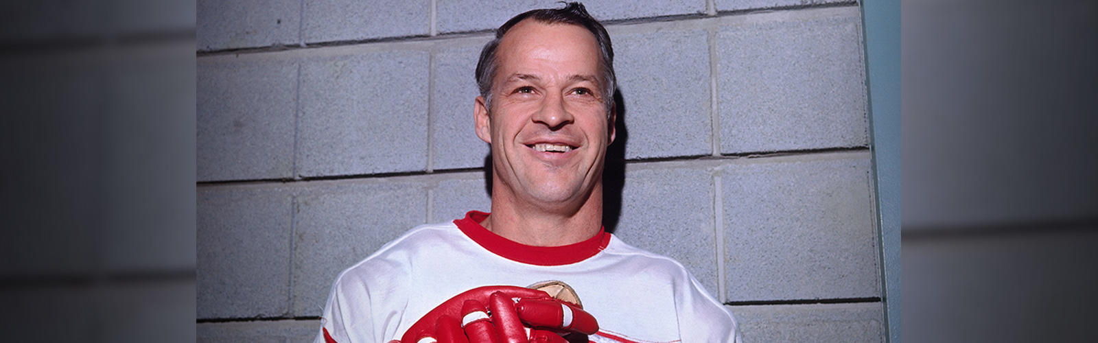 Hall of Famer Gordie Howe dies at age 88 - reports - Eurosport