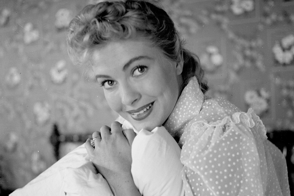 lori nelson obituary revenge creature star dies lori nelson obituary revenge creature star dies