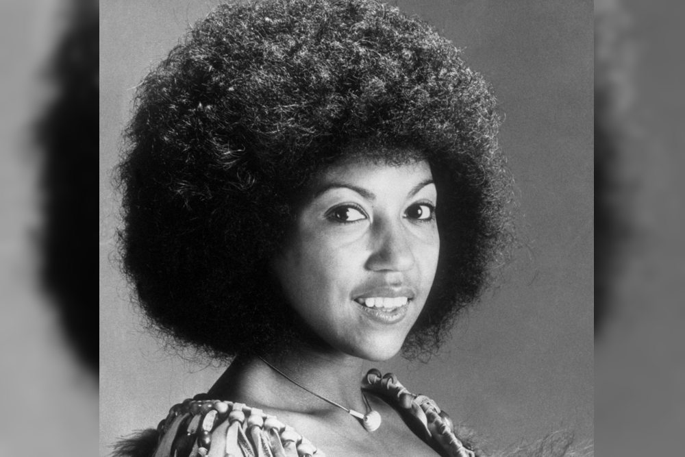 Linda Lewis Obituary Singer Dies At 72 Legacy